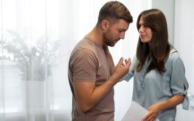 El narcisista se enfada cuando tú te enfadas